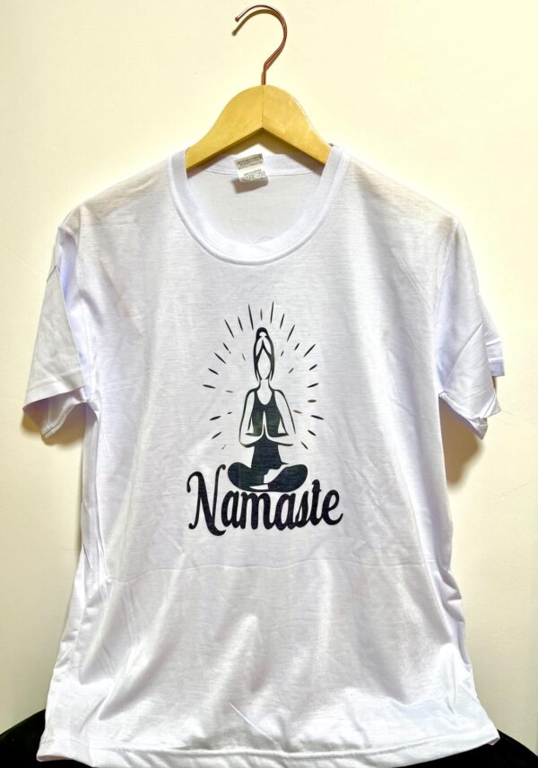 CAMISA MEDITAÇÃO NAMASTE - ESTILO E TRANQUILIDADE EM CADA DETALHE - Image 4